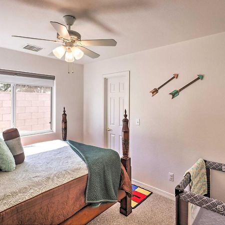 Kid-Friendly Kingman Home Near Parks And Dining Kültér fotó